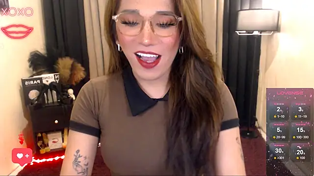 Snapshot of precious_RoseDoll chatting on November 10, 2025, 5:39 am precious RoseDoll online show from November 10, 2025, 5:39 am