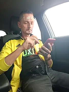 Snapshot of fabius720 chatting on October 23, 2025, 10:47 am fabius720 online show from October 23, 2025, 10:47 am