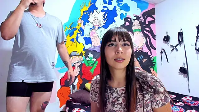 Snapshot of RoxyandAron2 chatting on September 25, 2025, 11:08 pm RoxyandAron2 online show from September 25, 2025, 11:08 pm