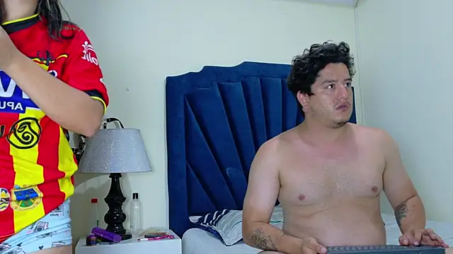 RoxyandAron2 online show from April 2, 2026, 12:03 pm