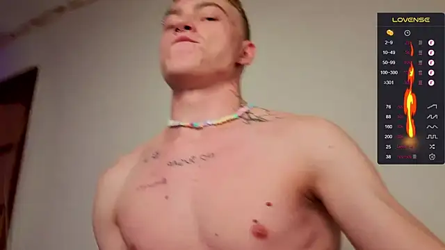 Snapshot of callmealexthx chatting on September 17, 2025, 4:19 pm callmealexthx online show from September 17, 2025, 4:19 pm