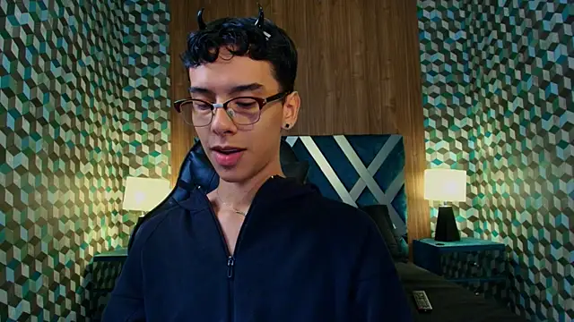 Aiden Royce online show from October 12, 2025, 8:41 pm