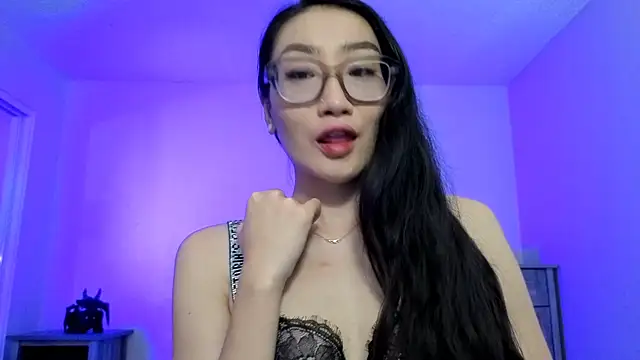 Aliciaz3 online show from October 1, 2025, 5:08 pm