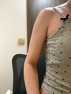 Snapshot of EnEn_xiaobao chatting on May 29, 2026, 2:26 pm EnEn xiaobao online show from May 29, 2026, 2:26 pm