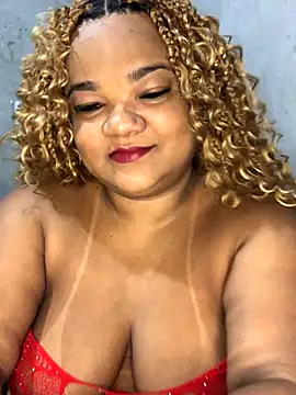 melcarioca1111 online show from November 7, 2025, 2:28 pm