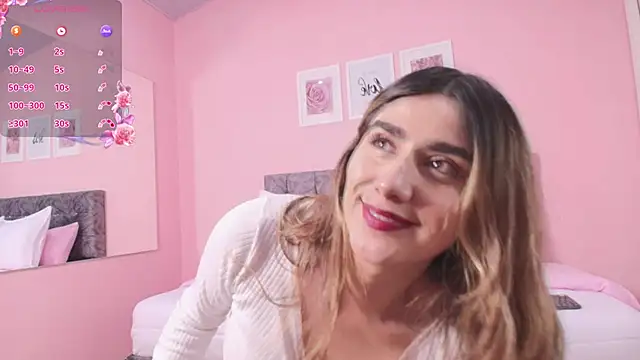 Snapshot of maddie_beauty chatting on November 13, 2025, 8:41 pm maddie beauty online show from November 13, 2025, 8:41 pm