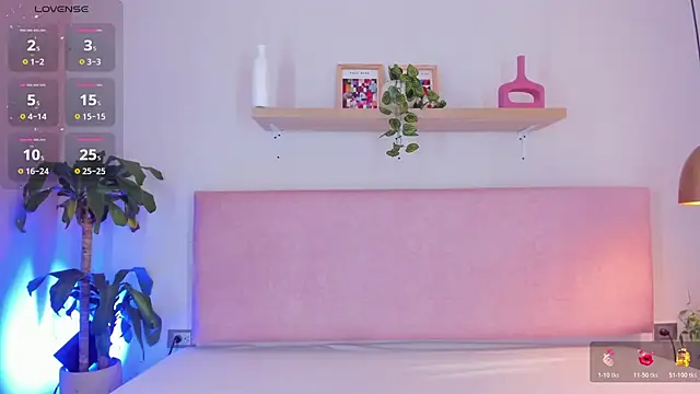 Tina curly online show from November 10, 2025, 11:42 am