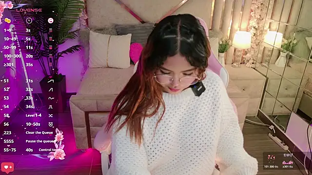 Snapshot of eimy_2 chatting on November 27, 2025, 5:20 am eimy 2 online show from November 27, 2025, 5:20 am