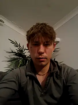 cameron334 online show from June 5, 2026, 1:01 am