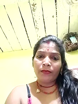 Snapshot of Samiya-143 chatting on September 12, 2025, 5:13 pm Samiya-143 online show from September 12, 2025, 5:13 pm