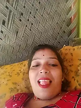 Snapshot of Samiya-143 chatting on November 12, 2025, 8:26 am Samiya-143 online show from November 12, 2025, 8:26 am
