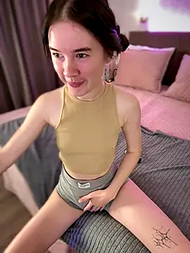 Marryme- online show from September 25, 2025, 1:59 pm