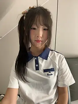 lelebaybay888 online show from October 11, 2025, 3:32 pm