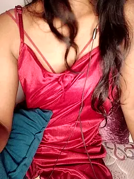 trending tamizhachii online show from October 8, 2025, 6:16 pm