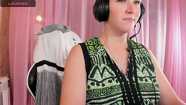 Anabel-Candy online show from October 31, 2025, 6:20 pm