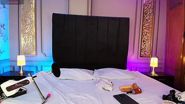 magnus serket online show from September 18, 2025, 11:56 am