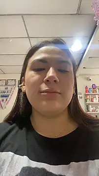 MacarenaRosse online show from January 14, 2026, 6:46 pm