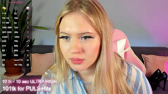 marmelana199 online show from December 1, 2025, 3:50 pm