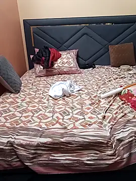 Snapshot of lust_lovee chatting on November 15, 2025, 5:31 pm lust lovee online show from November 15, 2025, 5:31 pm