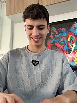 AdrianRinaldi online show from October 21, 2025, 8:42 pm