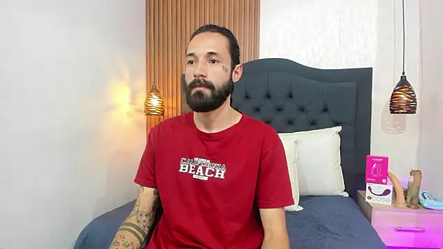 Hisoka 011 online show from March 20, 2026, 7:30 pm