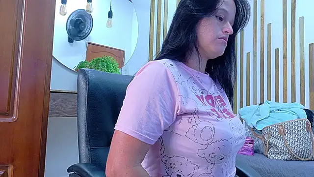 Jennifer Vega1 online show from March 23, 2026, 8:35 pm