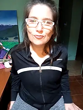 Snapshot of Merida2276 chatting on October 8, 2025, 12:41 am Merida2276 online show from October 8, 2025, 12:41 am