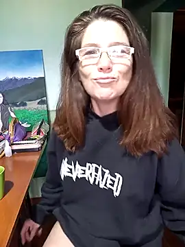 Snapshot of Merida2276 chatting on October 10, 2025, 1:10 pm Merida2276 online show from October 10, 2025, 1:10 pm