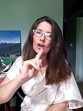 Snapshot of Merida2276 chatting on October 25, 2025, 3:29 pm Merida2276 online show from October 25, 2025, 3:29 pm