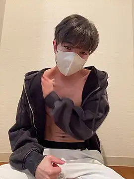 Yuma0718 online show from February 22, 2026, 1:29 am