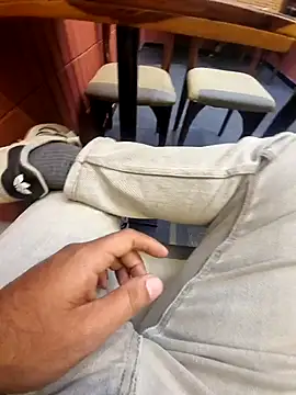 YoursThickDick online show from December 5, 2025, 9:51 am