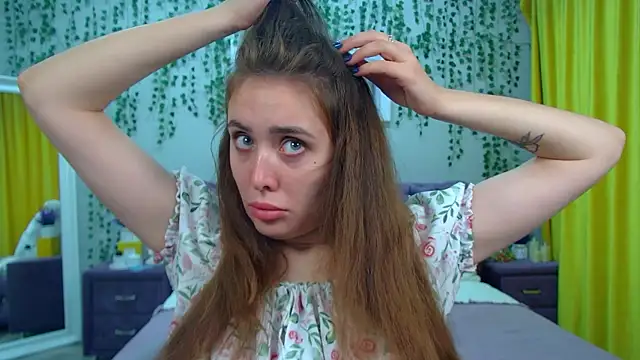 Snapshot of SherryBaers chatting on October 15, 2025, 6:24 am SherryBaers online show from October 15, 2025, 6:24 am