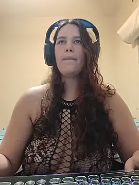 Mellhots2 online show from May 24, 2026, 2:27 am