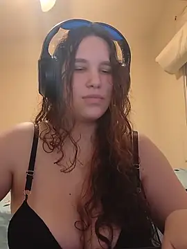 Mellhots2 online show from June 5, 2026, 11:54 pm