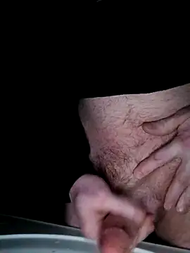 Snapshot of Lewisbbb chatting on November 18, 2025, 8:30 am Lewisbbb online show from November 18, 2025, 8:30 am