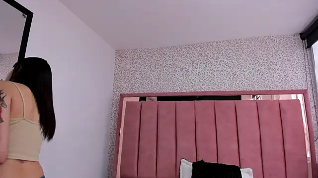 Snapshot of Hanna_Lee__ chatting on November 12, 2025, 8:30 pm Hanna Lee online show from November 12, 2025, 8:30 pm