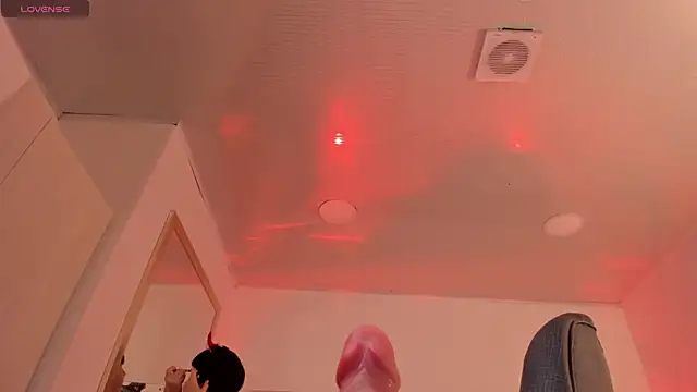 Snapshot of im_Lorena chatting on February 9, 2026, 8:35 pm im Lorena online show from February 9, 2026, 8:35 pm