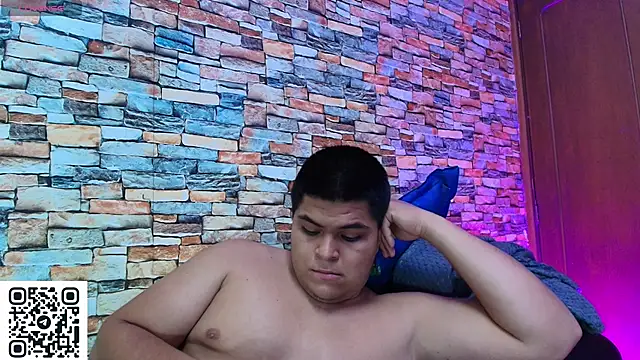Snapshot of naomi_campbel_ chatting on May 17, 2026, 8:27 pm naomi campbel online show from May 17, 2026, 8:27 pm