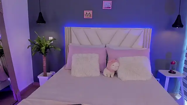 Snapshot of NaishaFord_1 chatting on May 2, 2026, 8:14 pm NaishaFord 1 online show from May 2, 2026, 8:14 pm