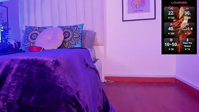 Violett Novoa online show from October 14, 2025, 12:50 pm