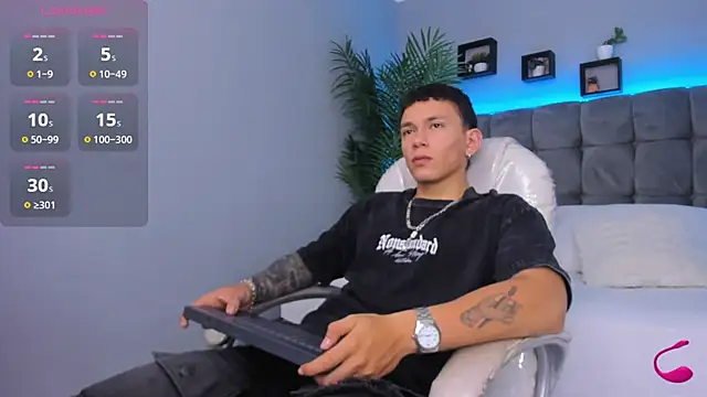 Thomas moon online show from February 18, 2026, 1:18 pm