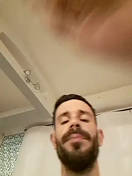 Snapshot of lolo7121 chatting on November 22, 2025, 11:37 pm lolo7121 online show from November 22, 2025, 11:37 pm