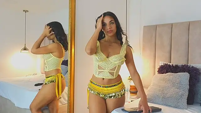 arianaa miller  online show from September 22, 2025, 7:49 pm