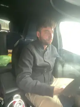 Torissimo92 online show from February 11, 2026, 9:47 am