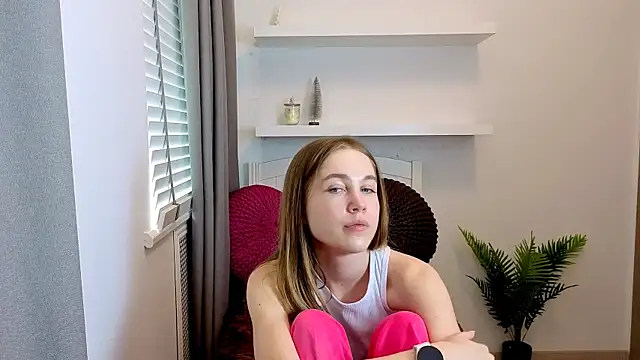 Spicy Lexi online show from May 14, 2026, 12:45 pm