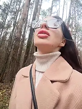 llass55 online show from November 2, 2025, 9:22 am