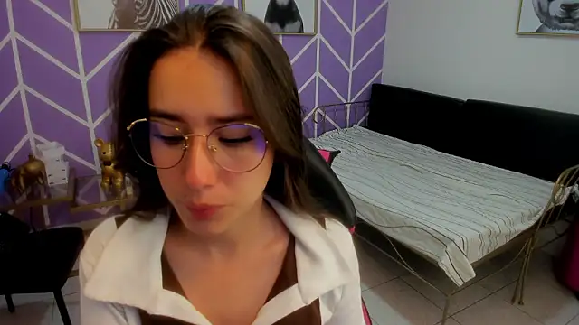 Adhara Kitten online show from February 24, 2026, 12:58 pm