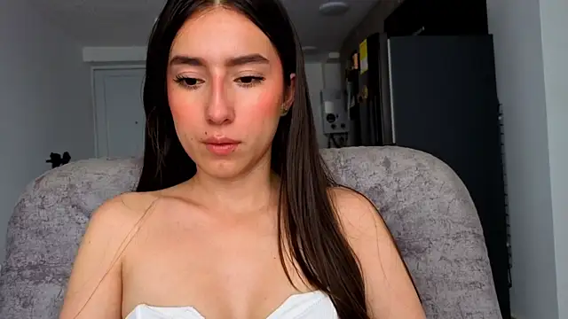 Snapshot of Adhara_Kitten chatting on July 4, 2026, 2:12 pm Adhara Kitten online show from July 4, 2026, 2:12 pm