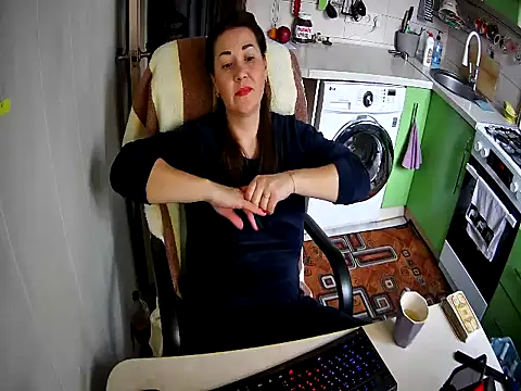 Snapshot of Adda1205 chatting on November 26, 2025, 9:43 am Adda1205 online show from November 26, 2025, 9:43 am