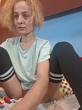 Snapshot of aellabeyonce chatting on November 29, 2025, 8:06 am aellabeyonce online show from November 29, 2025, 8:06 am